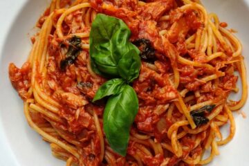 Recipe Spaghetti Bolognese with Tuna, The Authentic Italian Recipe